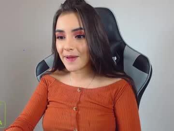 wildkitten23 chaturbate