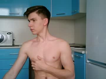 y0ungboys chaturbate