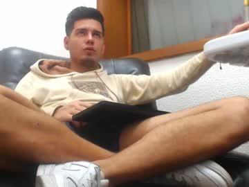 zeus_fire chaturbate